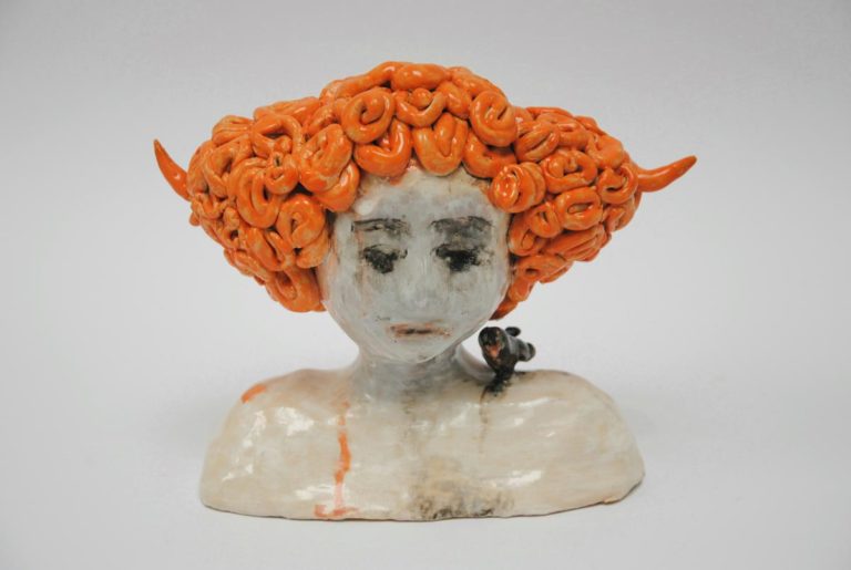 Eva – 15 x 16 x 9 cm, glazed ceramic, 2014